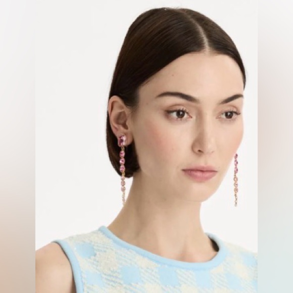 Oscar de la Renta • Tapered Crystals CZ Drop Clip on Earring - Picture 14 of 16